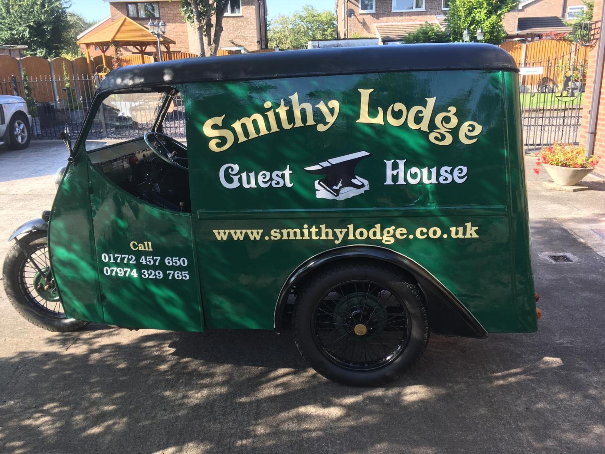 Smithy Lodge Guest House Leyland Extérieur photo