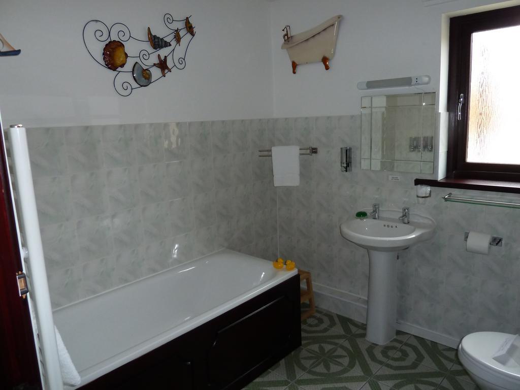 Smithy Lodge Guest House Leyland Extérieur photo